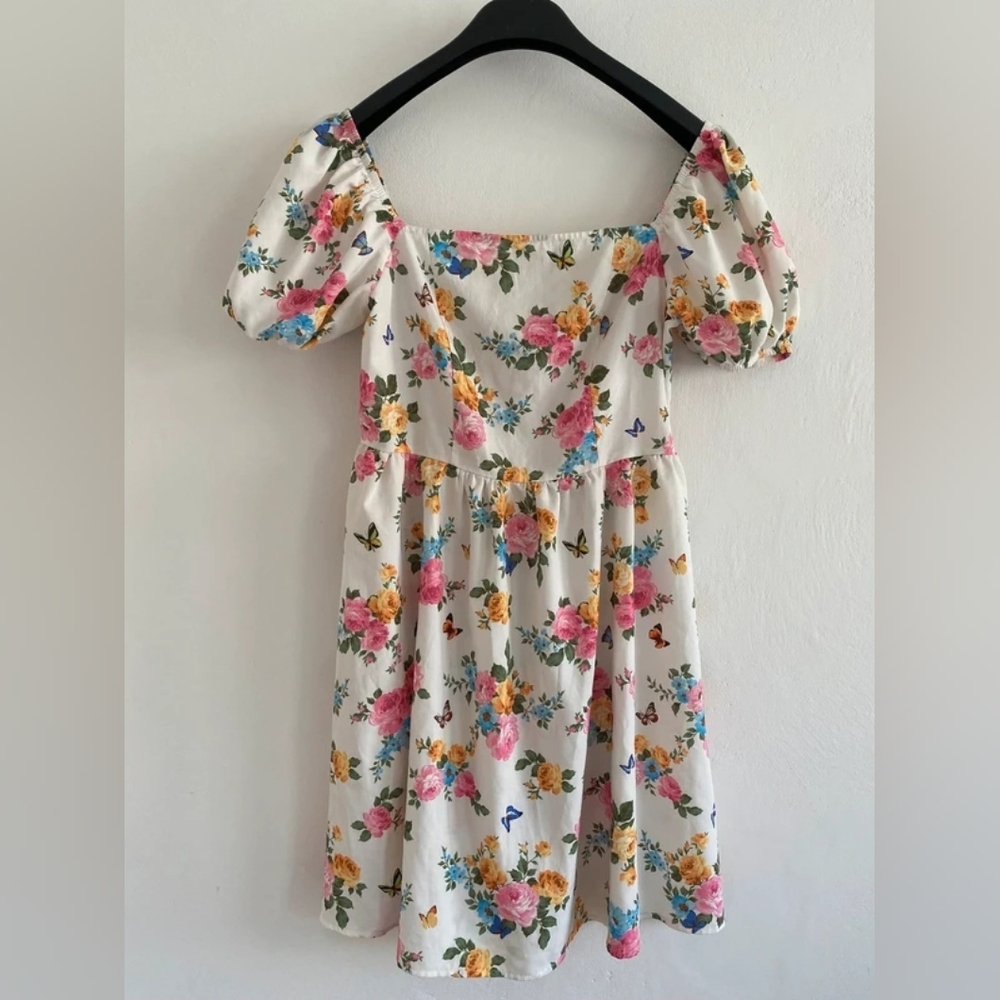 White Floral Smocked Puff Sleeve Mini Dress - Picture 6 of 6